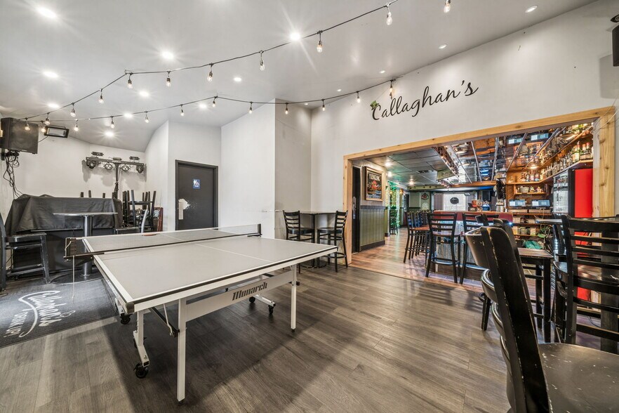 More Photos Of 534 S Main St, Greensburg Bar For Sale