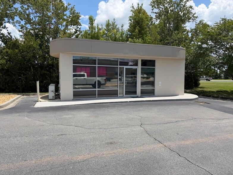 More Photos Of 3263 Inner Perimeter Rd, Valdosta General Retail For Lease