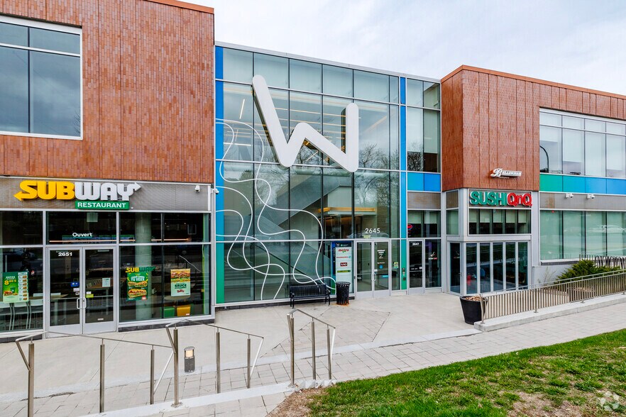More Photos Of 2615-2865 Av Van Horne, Montréal Restaurant For Lease