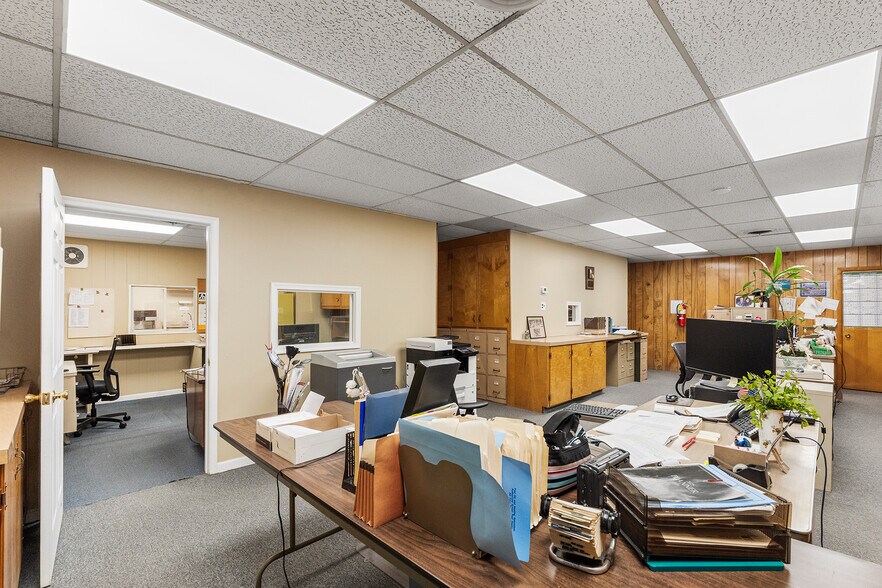More Photos Of 257 W Nicholson Rd, Audubon Office For Sale