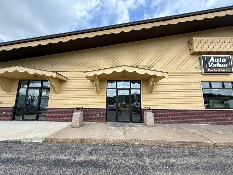 More Photos Of 1305 WI-69, New Glarus General Retail For Lease
