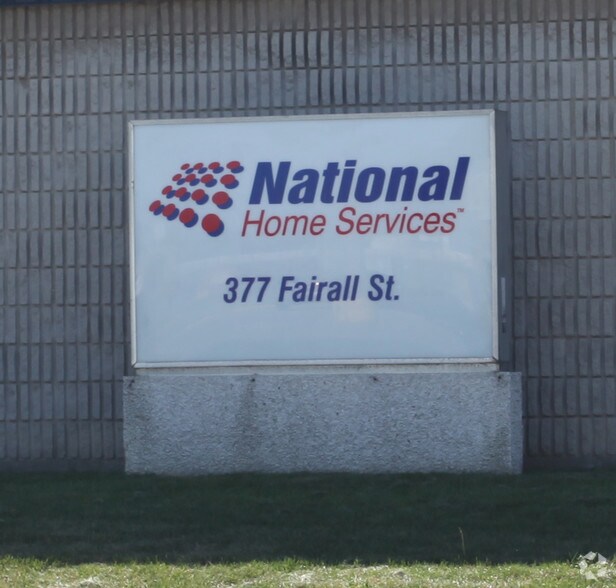More Photos Of 377 Fairall St, Ajax Warehouse For Lease