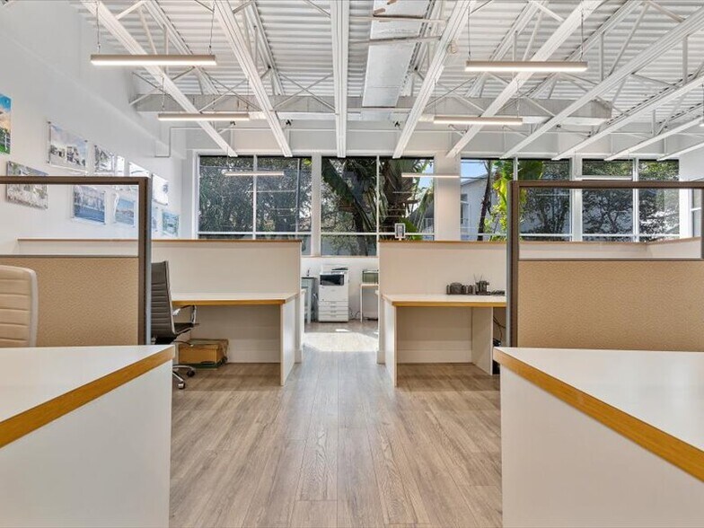 More Photos Of 2404 Hollywood Blvd, Hollywood Loft Creative Space For Sale