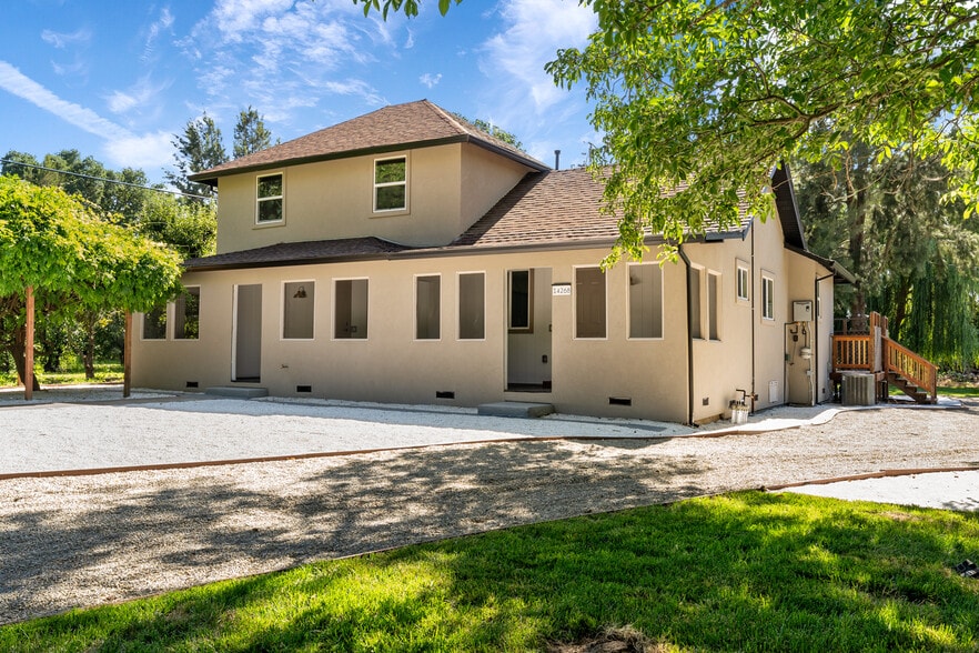 More Photos Of 14268 CA-160, Isleton Apartments For Sale