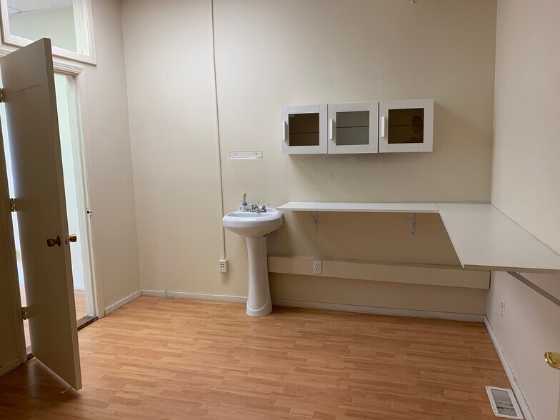 More Photos Of 147 Lomita Dr, Mill Valley Office For Lease