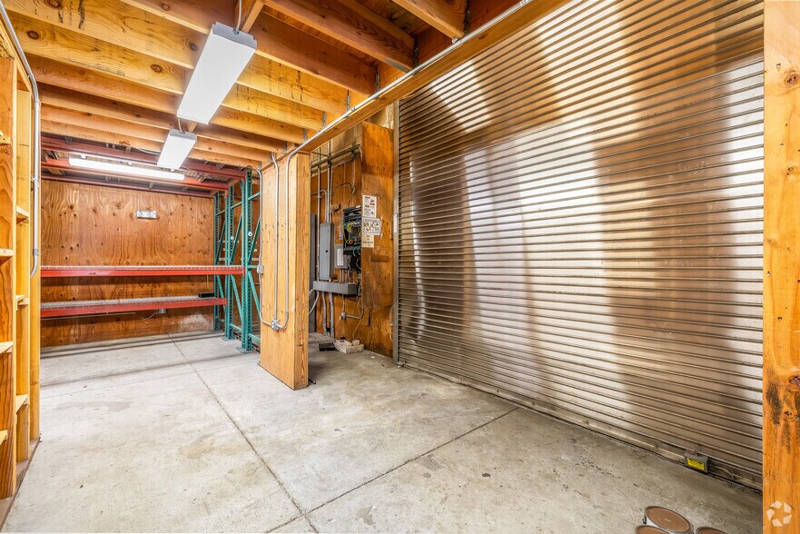 More Photos Of 1620 Innes Ave, San Francisco Land For Sale