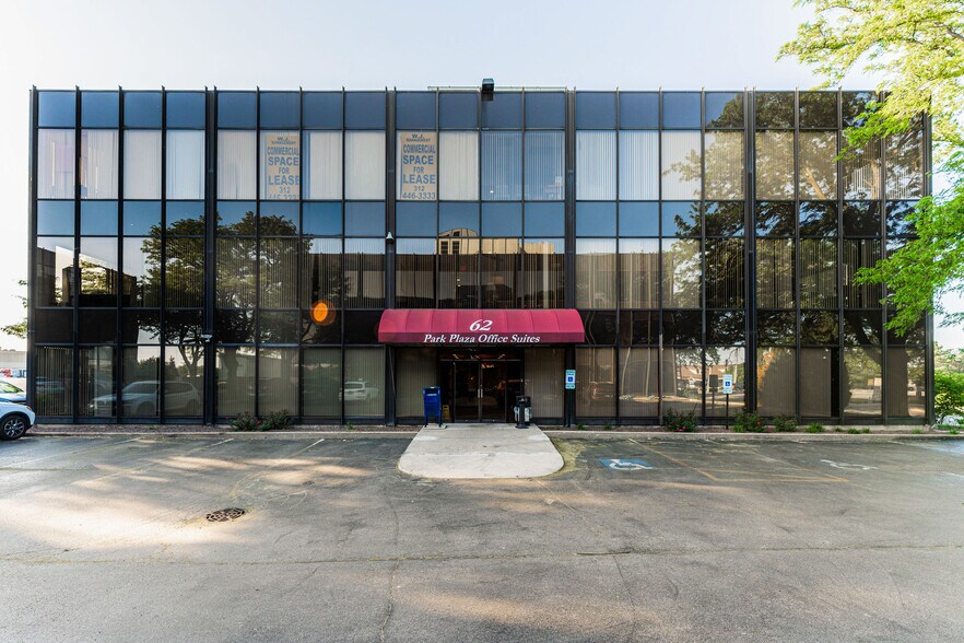 More Photos Of 62 Orland Square Dr, Orland Park Office For Sale