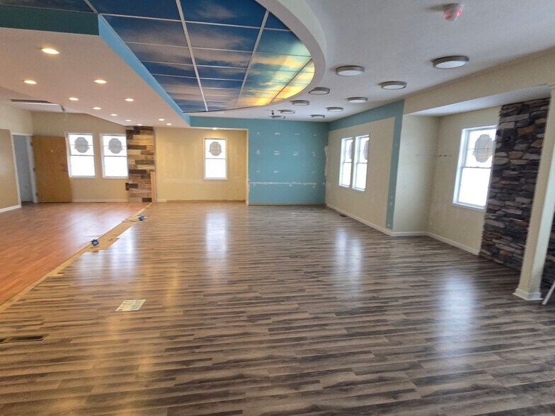 More Photos Of 45 Webster Commons Blvd, Webster Medical For Lease