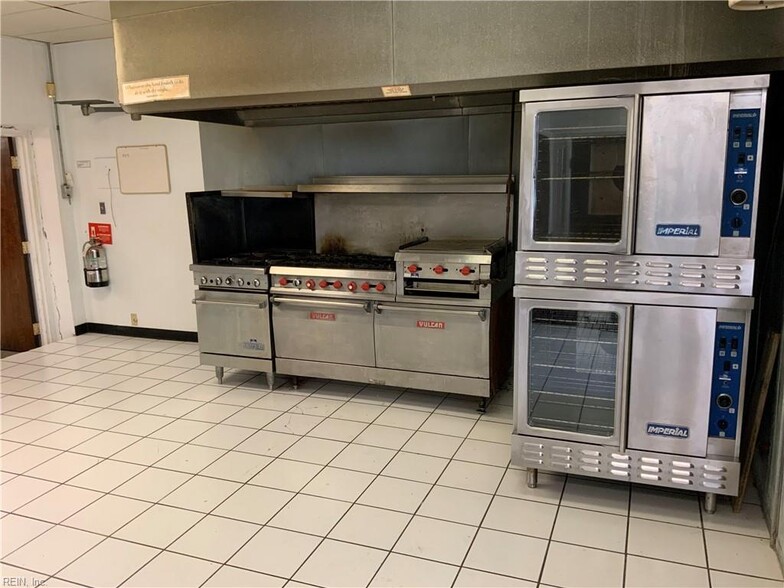 More Photos Of 4700 Little John Dr, Norfolk Religious Facility For Sale