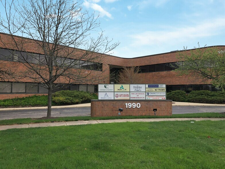 More Photos Of 1990 E Algonquin Rd, Schaumburg Office For Lease