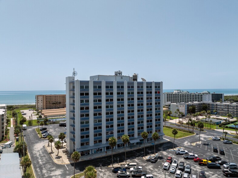 More Photos Of 1980 N Atlantic Ave, Cocoa Beach Coworking Space