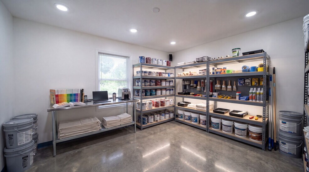 More Photos Of 3165 County Farm Rd, Jackson Storefront Retail Office For Sale