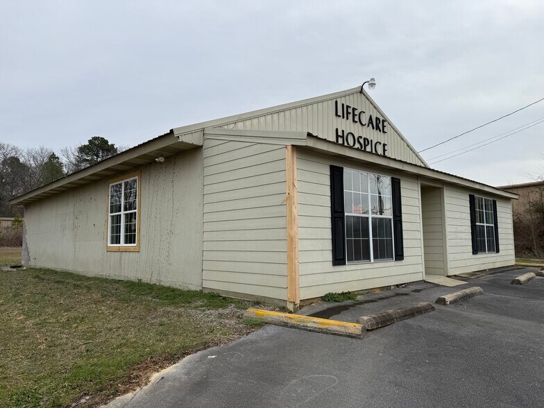 More Photos Of 21 Beech Grove Rd, Cullman General Retail For Sale