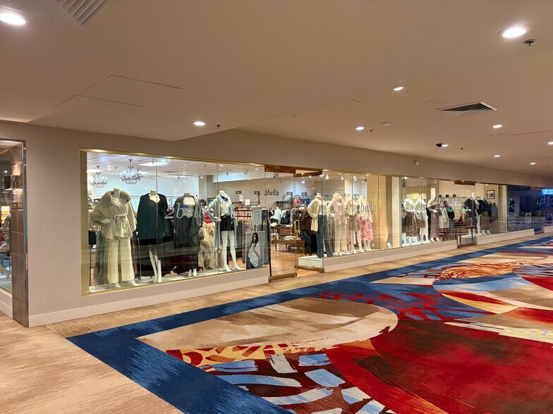 More Photos Of 2500 E 2nd St, Reno Hotel For Lease