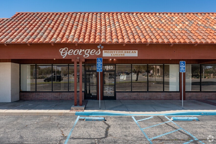 More Photos Of 1915-1989 W Avenue L, Lancaster Unknown For Lease