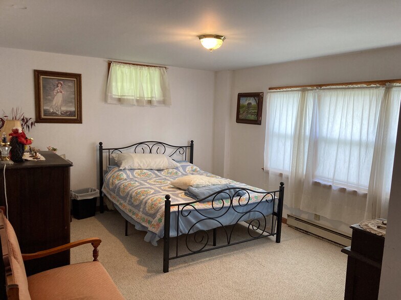 More Photos Of 22413 Highway C, Lawson Specialty For Sale