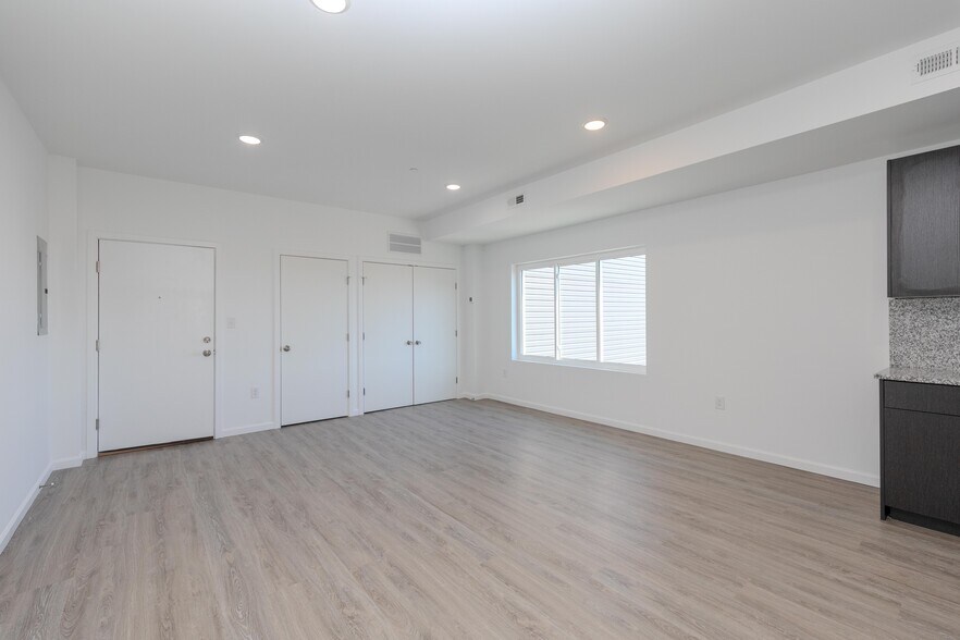 More Photos Of 836 N Broad St, Philadelphia Apartments For Sale