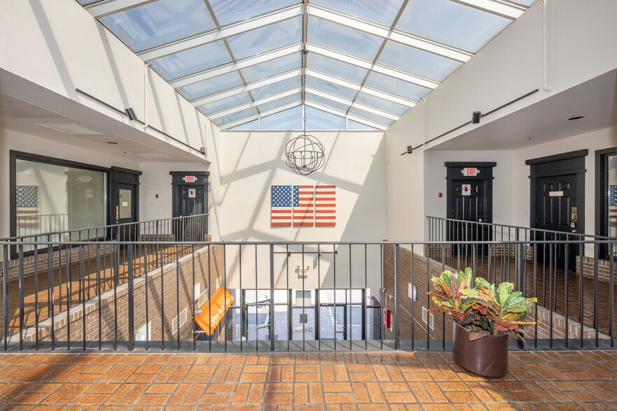 More Photos Of 125 Washington Ave, Dumont Storefront Retail Office For Lease