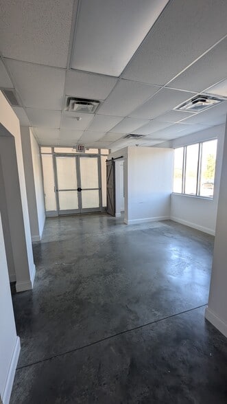 More Photos Of 16610 Old Statesville Rd, Huntersville Storefront Retail Office For Lease