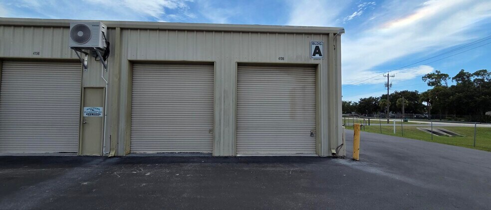 More Photos Of 1133 Industrial Blvd, Naples Manufacturing For Lease