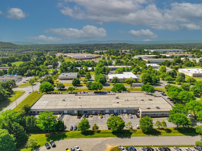 More Photos Of 2299 Brodhead Rd, Bethlehem Office For Sale