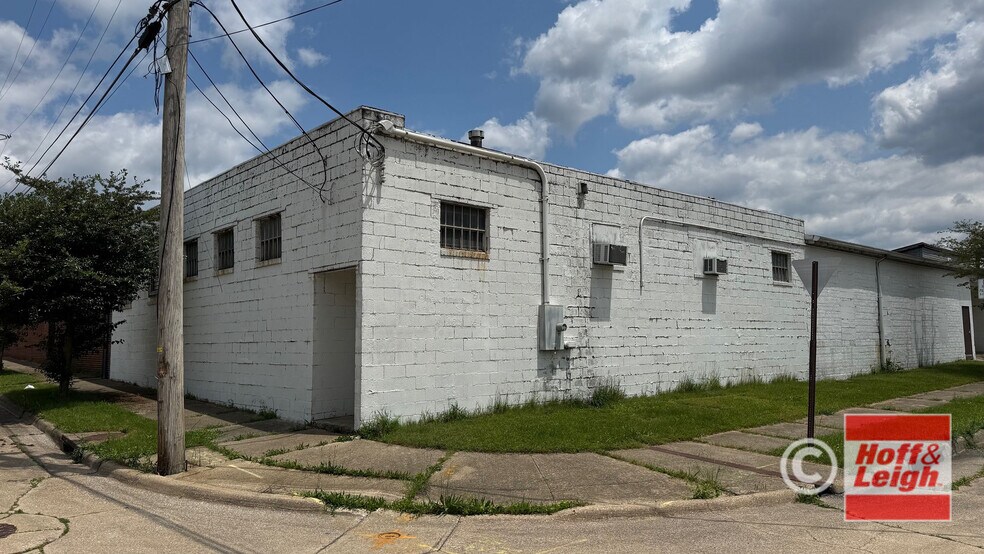 More Photos Of 905 Miami St, Akron Industrial For Sale