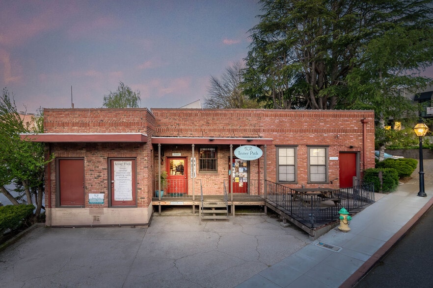 More Photos Of 200 Commercial St, Nevada City Freestanding For Sale