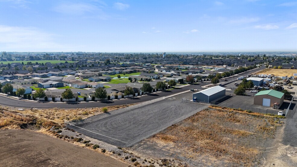 More Photos Of 221 Hamilton Rd, Moses Lake Warehouse For Lease
