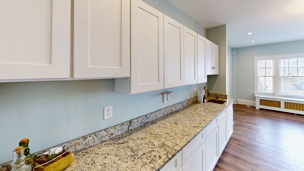 More Photos Of 140 W Front St, Perrysburg Office For Sale