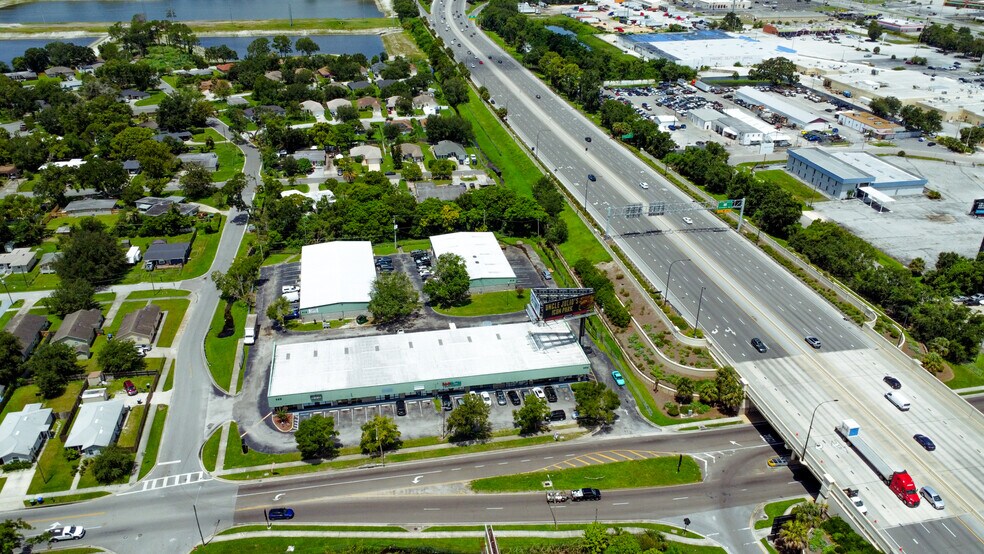 More Photos Of 400 N Pine Hills Rd, Orlando Unknown For Lease