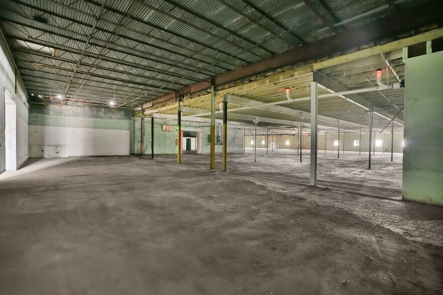 More Photos Of 900 W Academy St, Cherryville Manufacturing For Sale