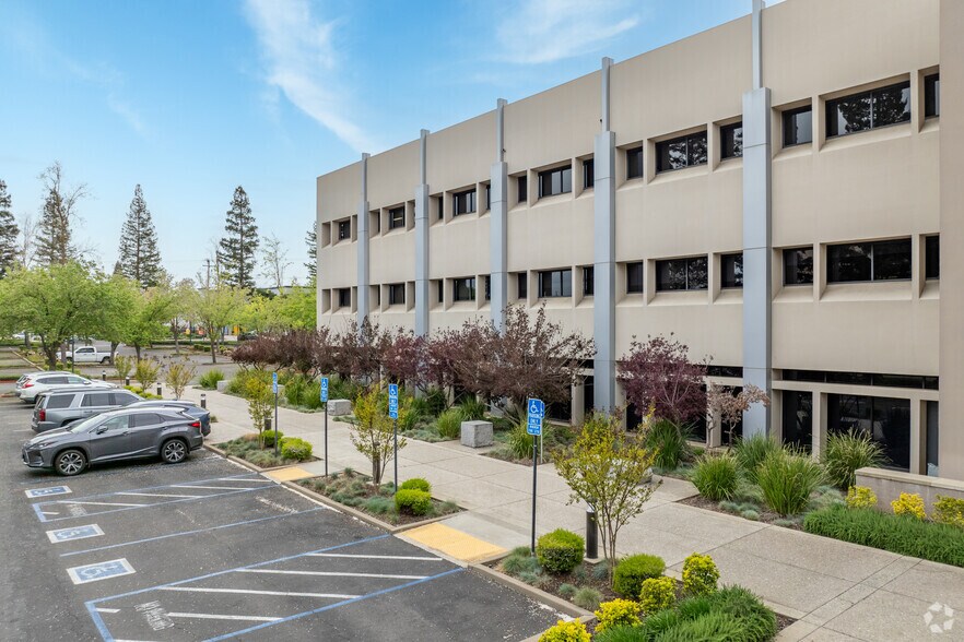 More Photos Of 7801 Folsom Blvd, Sacramento Office For Lease