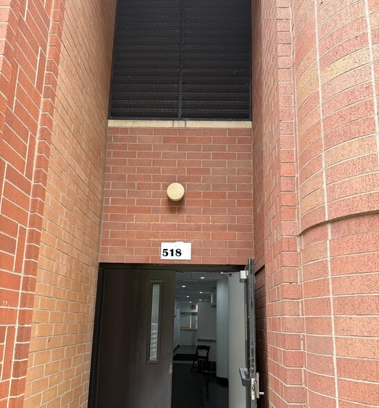 More Photos Of 516-520 W 112th St, New York Apartments For Lease