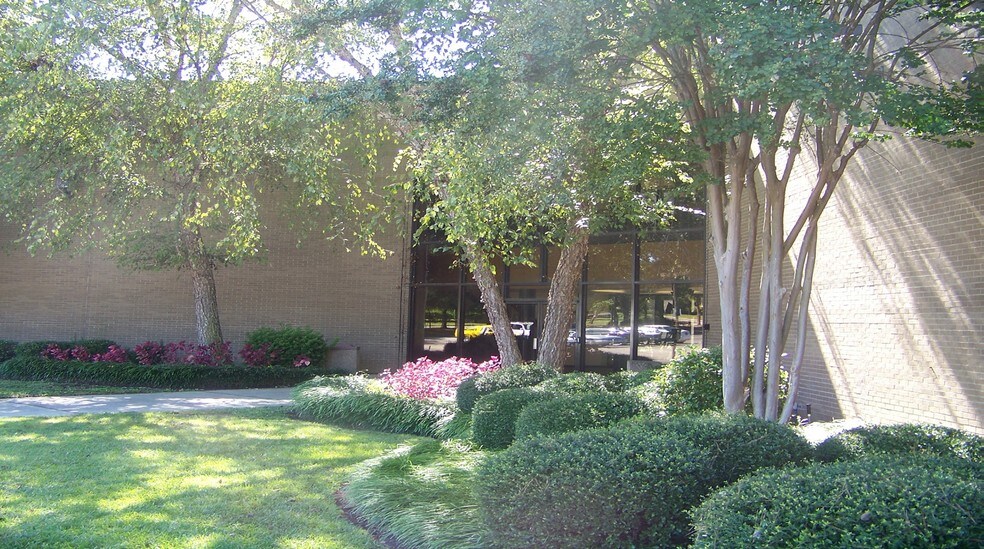 More Photos Of 1 Harbison Way, Columbia Medical For Lease