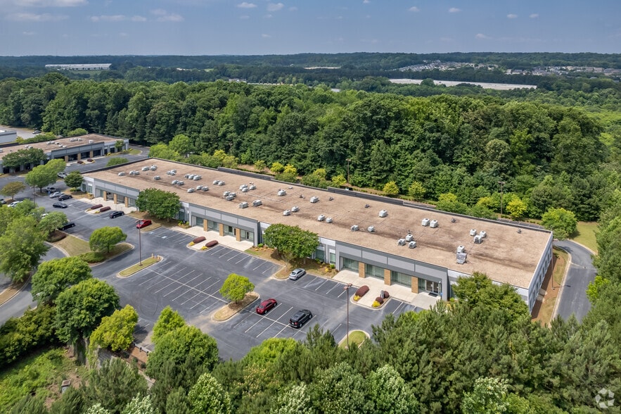 More Photos Of 3800 Camp Creek Pky SW, Atlanta Unknown For Lease