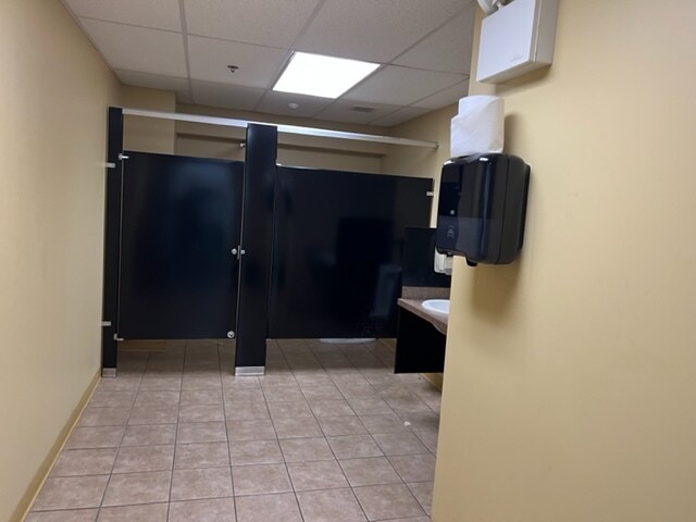 More Photos Of 55 Lathrop Road Ext, Plainfield Manufacturing For Lease