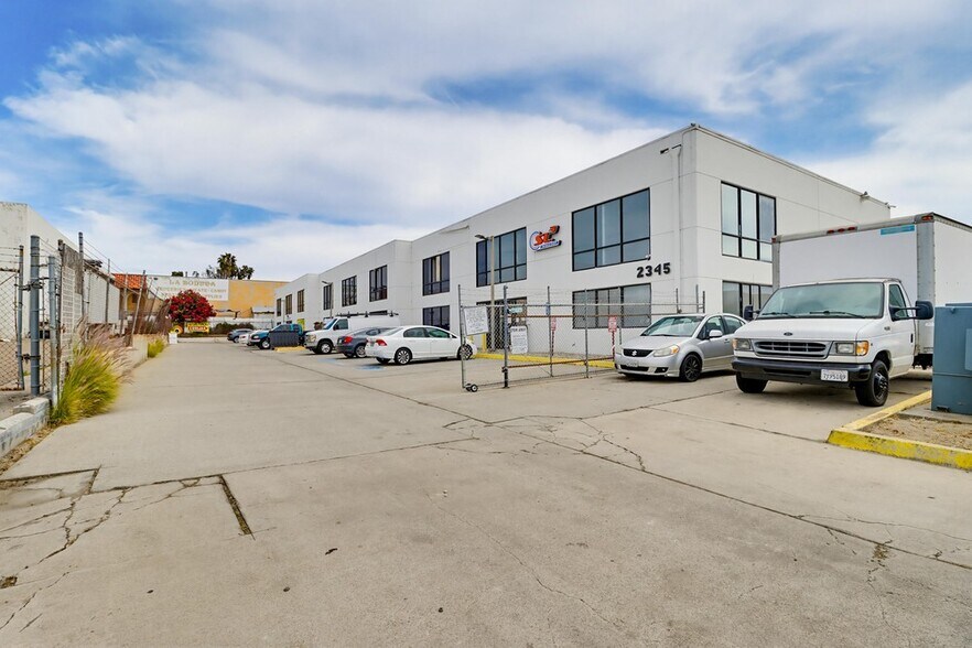 More Photos Of 2345 Via Segundo, San Ysidro Manufacturing For Sale
