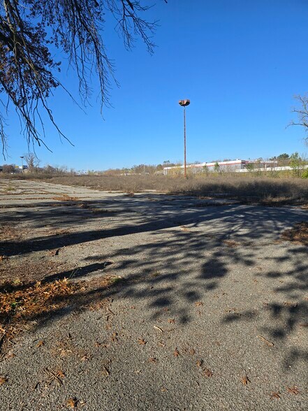 More Photos Of 2704 Claire Ave, Alton Land For Sale