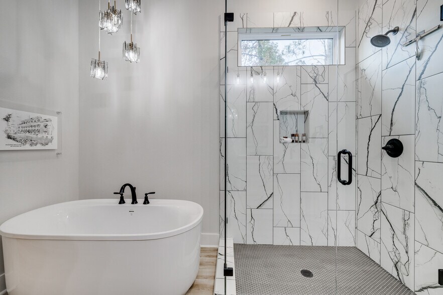 More Photos Of 215 Wayward Winds Rd, Hot Springs National Park Apartments For Sale