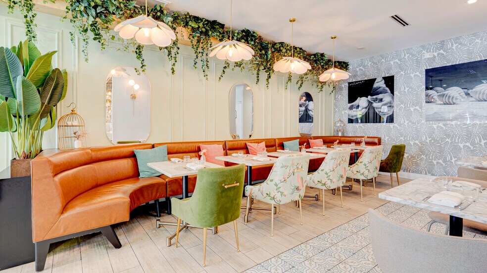More Photos Of 2516-2526 Ponce De Leon Blvd, Coral Gables Restaurant For Lease