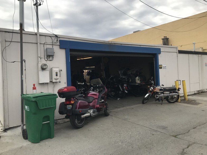 More Photos Of 1125 E 4th St, Reno Auto Repair For Sale