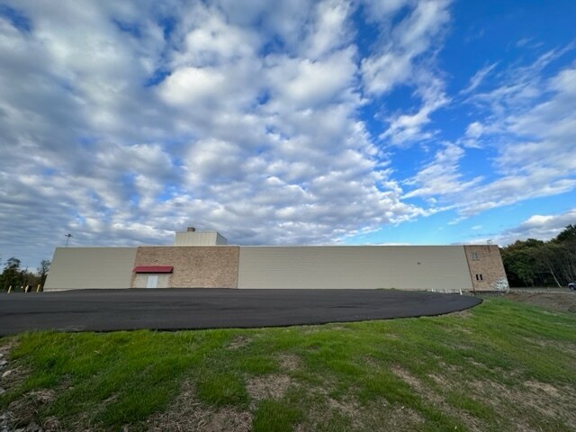 More Photos Of 401 Three Springs, Weirton Unknown For Lease