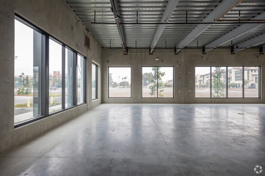 More Photos Of 5255 Katella Ave, Cypress Medical For Lease