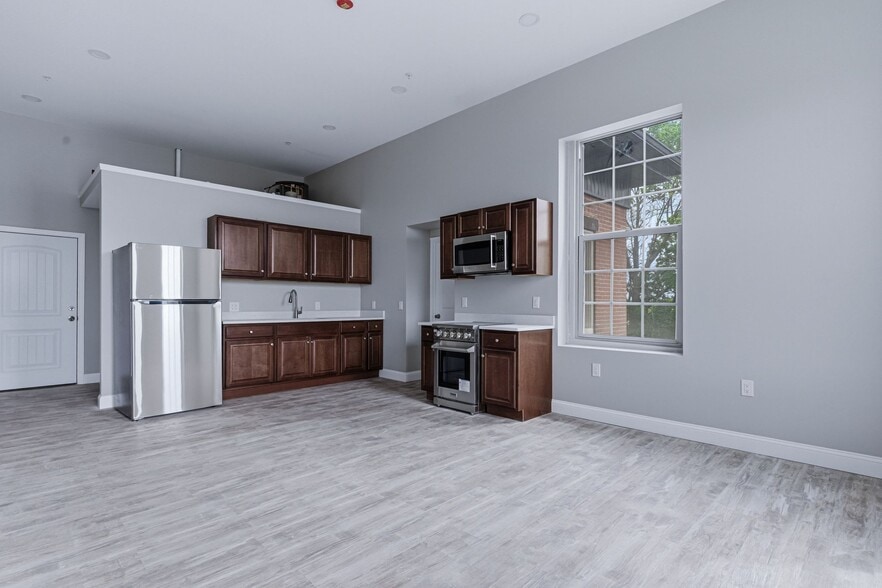More Photos Of 387 Broad St, Central Falls Apartments For Sale
