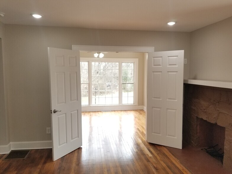 More Photos Of ,  Unknown For Sale