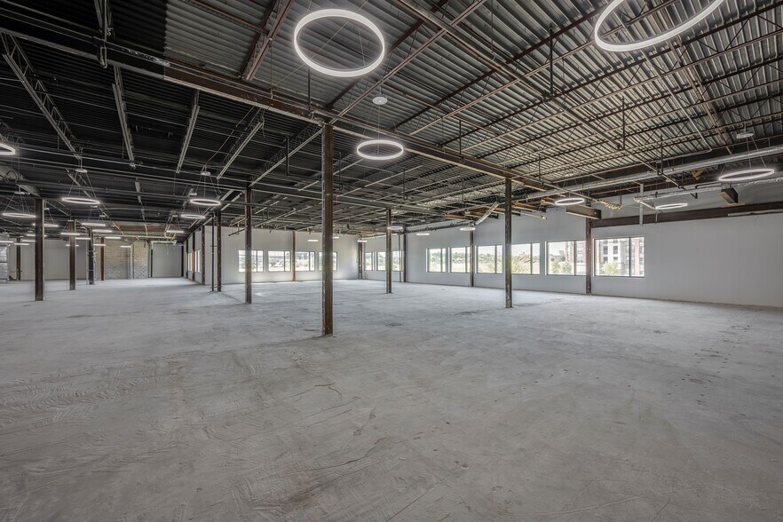 More Photos Of 3560 W Camp Wisdom Rd, Dallas Medical For Lease