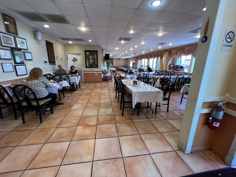 More Photos Of 2284 Gulf To Bay Blvd, Clearwater Restaurant For Sale