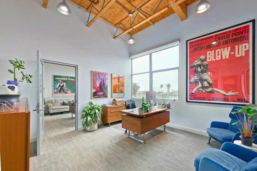 More Photos Of 619 Arizona Ave, Santa Monica Office Residential For Sale