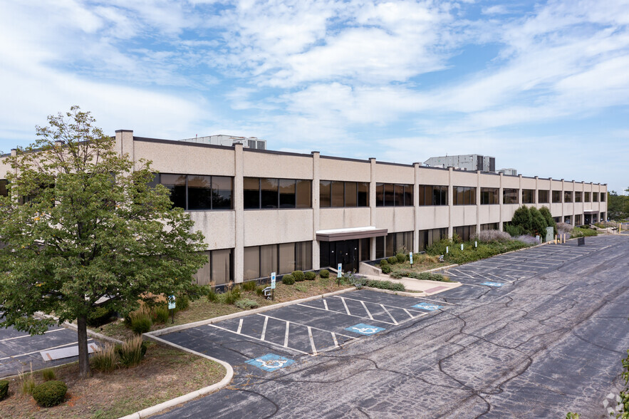 Primary Photo Of 1430 Branding Ln, Downers Grove Office For Sale