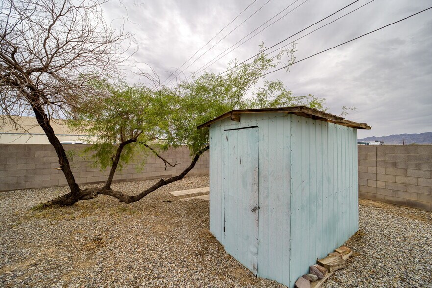 More Photos Of 5201 S Highway 95, Fort Mohave Storefront Retail Office For Sale